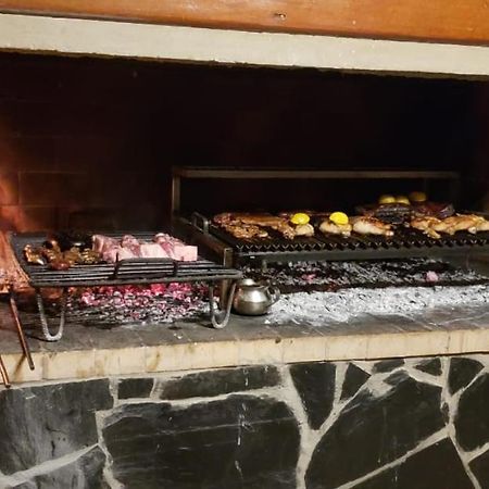 Hotel Caleta Olivia Hueso Per Eksteriør bilde